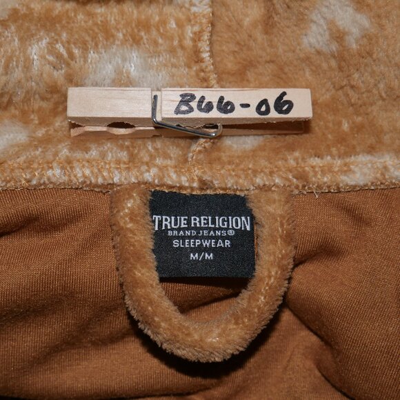 True Religion Men's Plush Robe Pockets Caramel Monogram Christmas Gift Him NWT - Picture 7 of 10